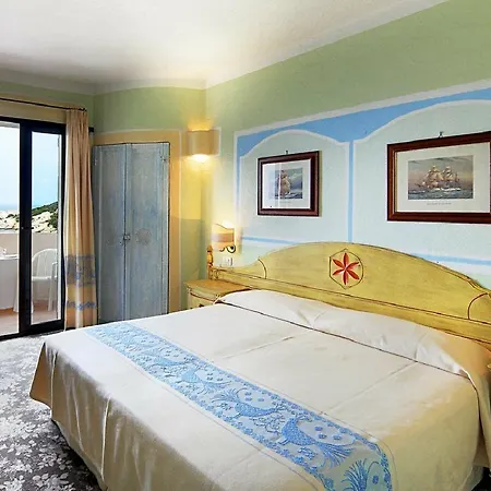 Grand Smeraldo Baja Sardinia