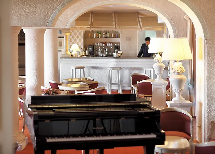 Hotel Grand Smeraldo Baja Sardinia