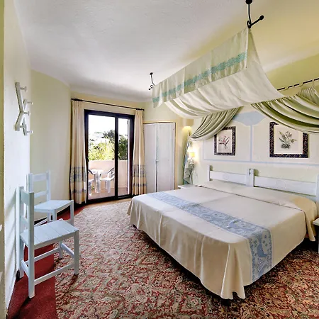 Hotel Grand Smeraldo Baja Sardinia