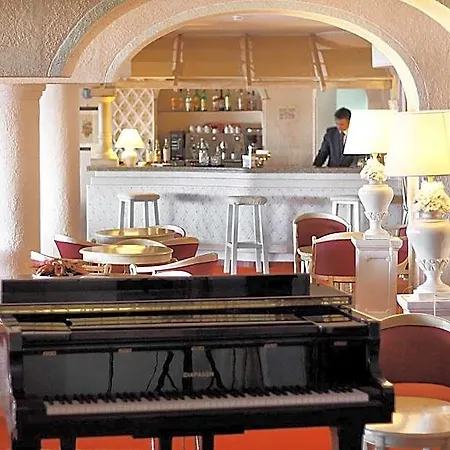 Grand Smeraldo Hotel 4*