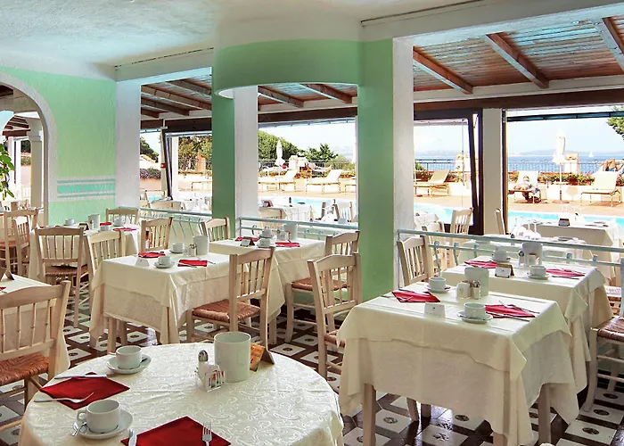 Grand Smeraldo Szálloda 4*