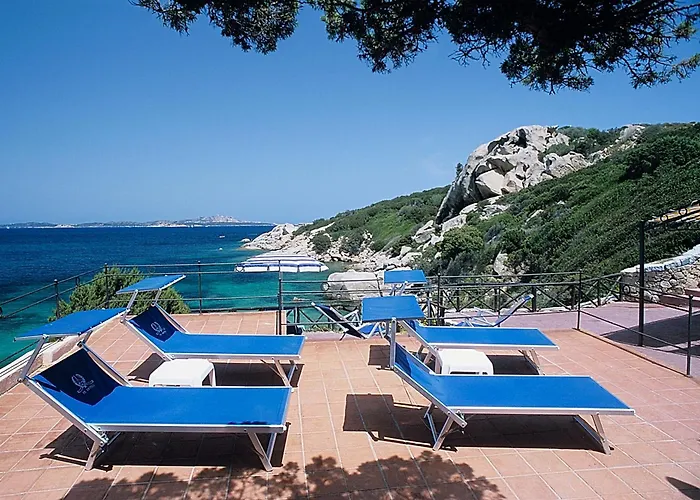 Szálloda Grand Smeraldo Baja Sardinia