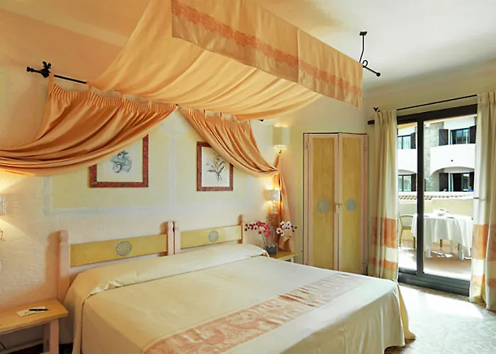 Grand Smeraldo Baja Sardinia