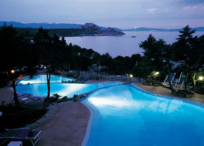 Grand Smeraldo Szálloda 4*