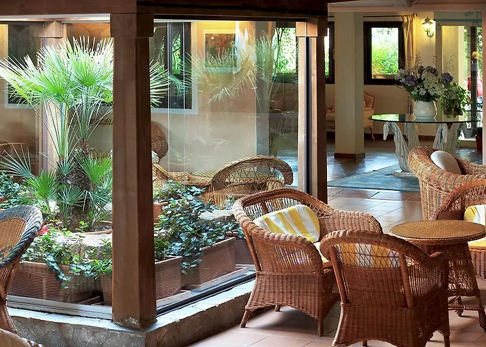 Grand Smeraldo Baja Sardinia